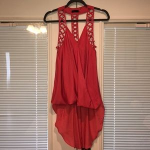 Beautiful hi low coral top